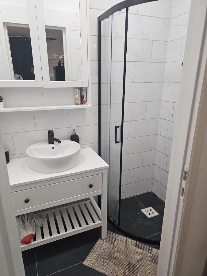 7dab Josika 28 Contactless Self Check-in Appartamento Budapest